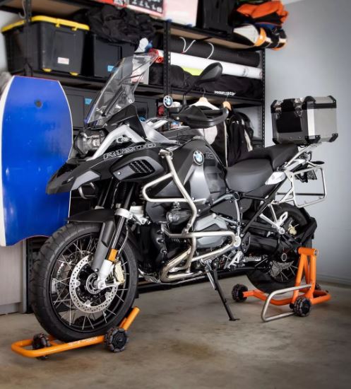 How to store your motorcycle long term.
