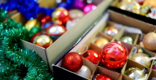 Tips for packing and moving Christmas decor.